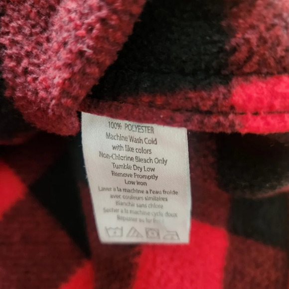 Legendary Whitetails Red Black Checked Plaid Flannel Sirt Size Medium - Picture 7 of 7